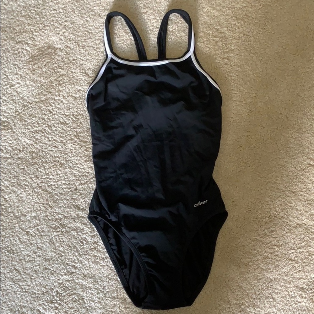 Women’s Dolfin swimsuit. Size: 32